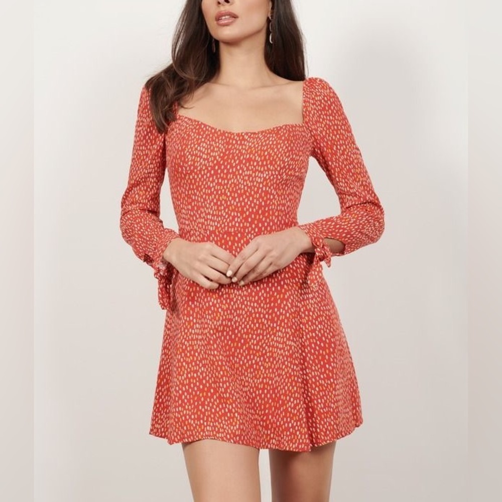 NWT Daylight Shifted Print Long Sleeve Mini Dress